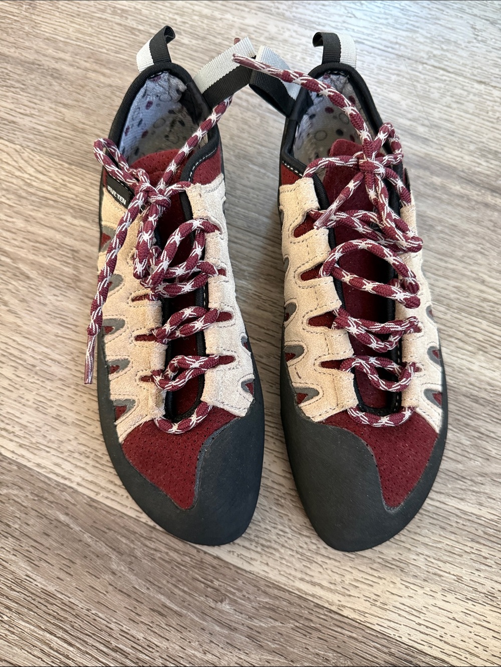 5.11 Women’s Shoes 8.5 Stealth Onyx climbing Performance Wear Lace up